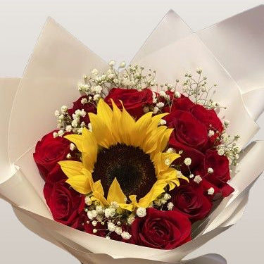 Bouquet Rosas y girasol con toque de Baby's breath